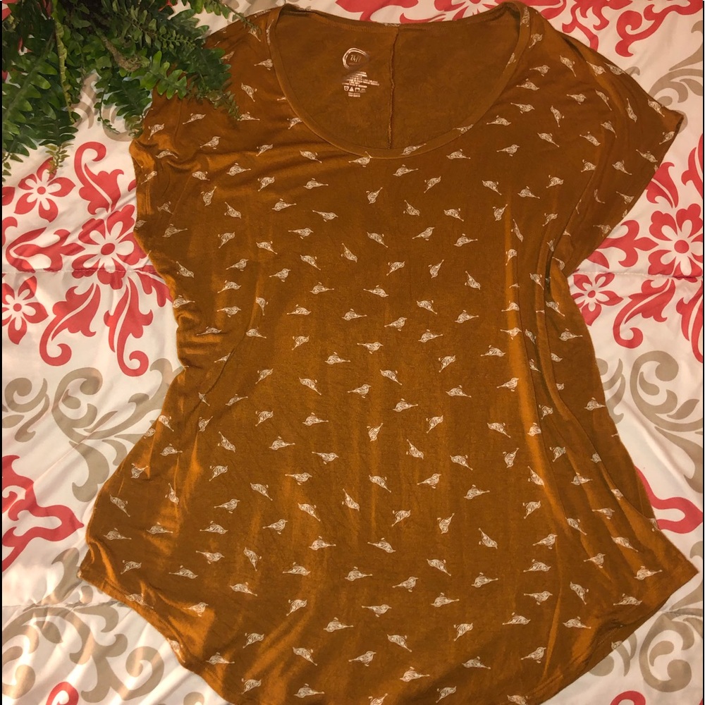 Short Sleeve 24/7 Knit Top with Birds